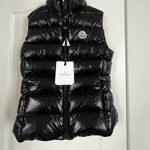 Moncler black Vest with tags and receipt